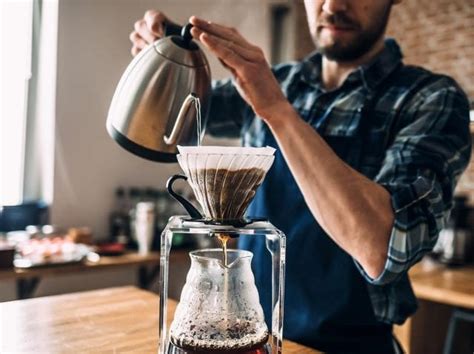 What are some tips for brewing coffee at home like Rachelista the Barista?